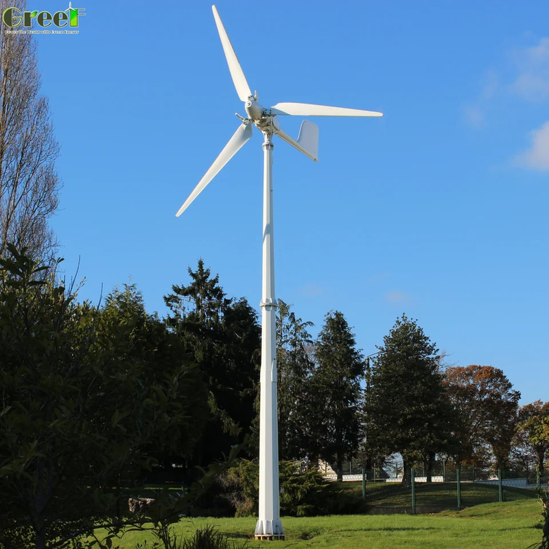 20KW / 30KW Saha Kontrollü Rüzgar Türbini Değişken Saha Teknolojisi %30 Yüksek Güç Üretimi Düşük Başlangıç Rüzgar Hızı 2.5m/s