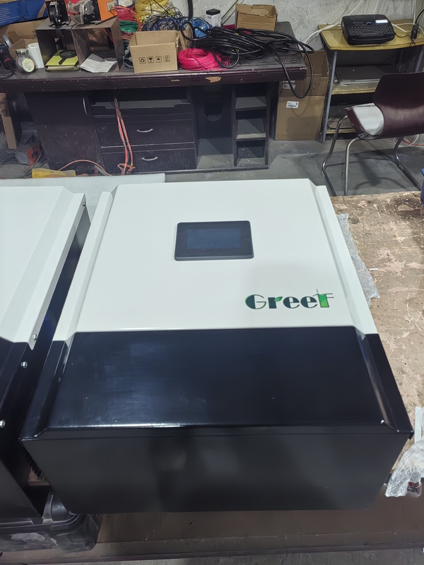 48V/240V Şebekeden Bağımsız Kontrol Cihazı Maksimum Giriş Gerilimi 600V Mppt Gerilim Aralığı 90-530V Yenilenebilir Enerji Sistemleri için Özelleştirilmiş