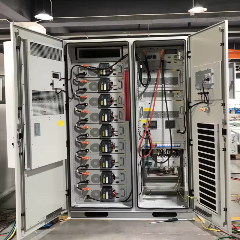 Akü Dış Dolabı, 204-768 Volt Sistem Belirli Voltajı ve 64-241 Kilowatt Saat Elektrik Enerjisi ile IP54 Koruma Seviyesi