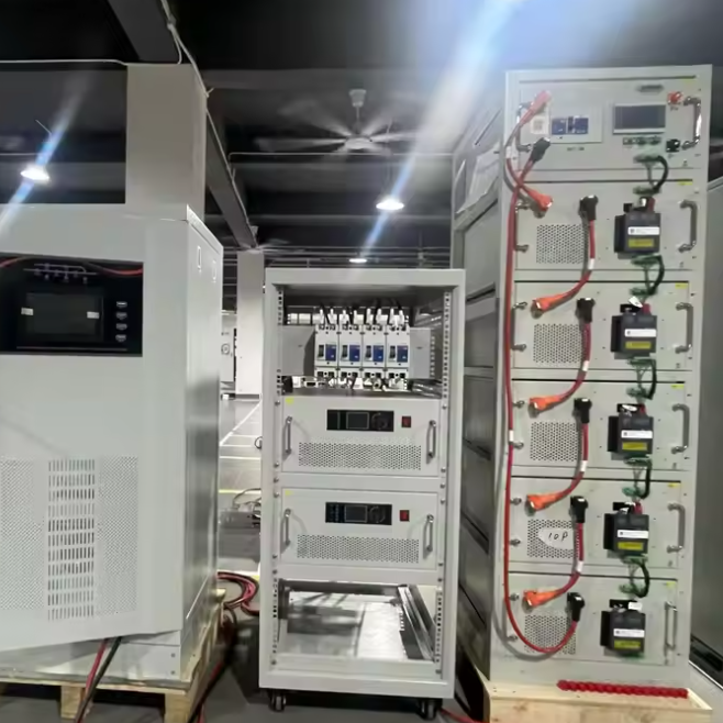 Yüksek Voltajlı Lityum Bataryası >80% Şarj Derinliği Özel Batarya Boyutu ve Endüstriyel Enerji Depolaması için Akıllı BMS
